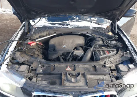 2013 BMW X3 xDrive28I z USA, uszkodzony, nr VIN 5UXWX9C59D0A09806